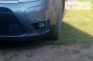 Мінівен Citroen Grand C4 Picasso 2011 в 