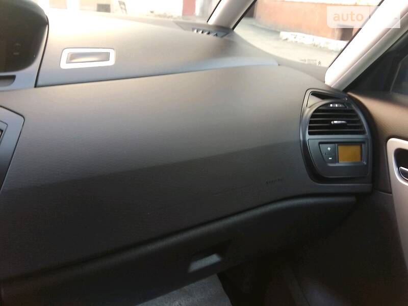 Мінівен Citroen Grand C4 Picasso 2009 в Чернігові