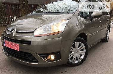 Citroen Grand C4 Picasso 2011