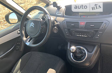 Мінівен Citroen Grand C4 Picasso 2010 в 