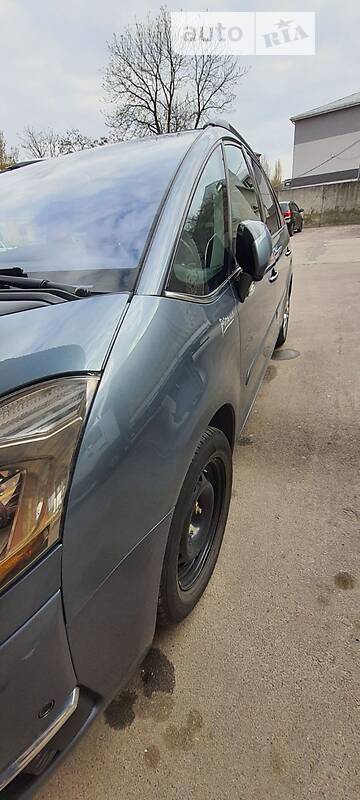 Универсал Citroen Grand C4 Picasso 2009 в Львове