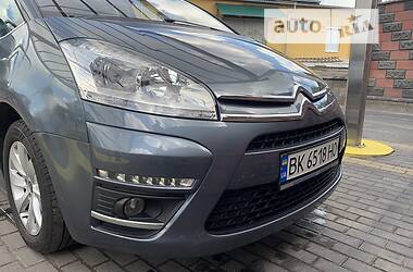 Citroen Grand C4 Picasso 2011