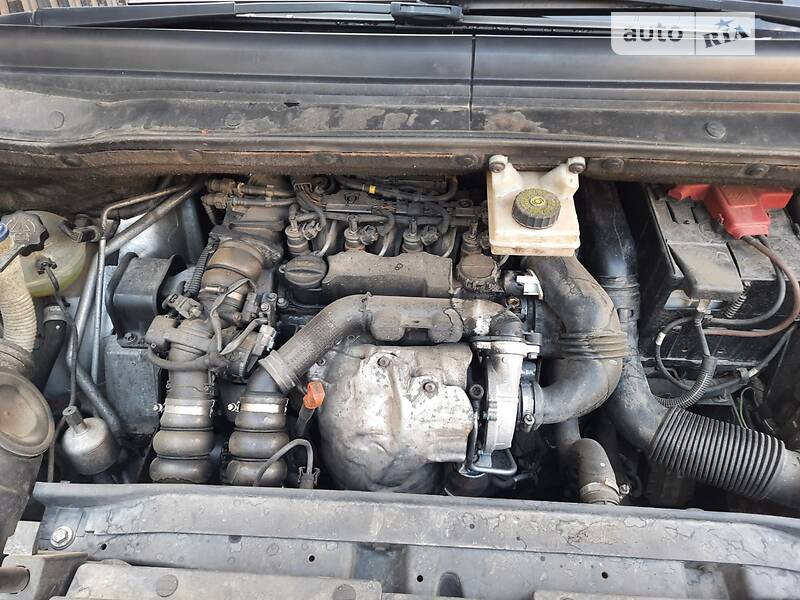 Минивэн Citroen Grand C4 Picasso 2008 в Ивано-Франковске фото 46 Минивэн Citroen Grand C4 Picasso 2008 в Ивано-Франковске