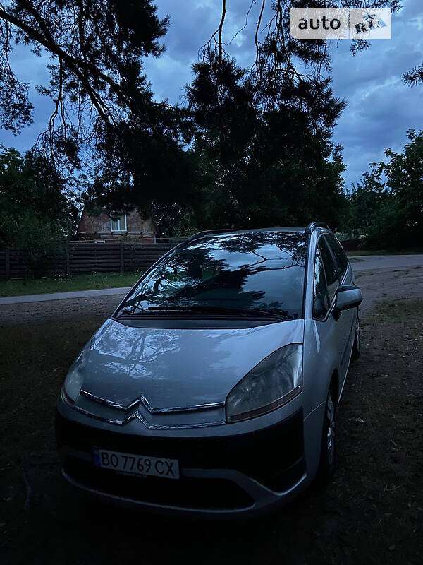 Универсал Citroen Grand C4 Picasso 2009 в Коростене