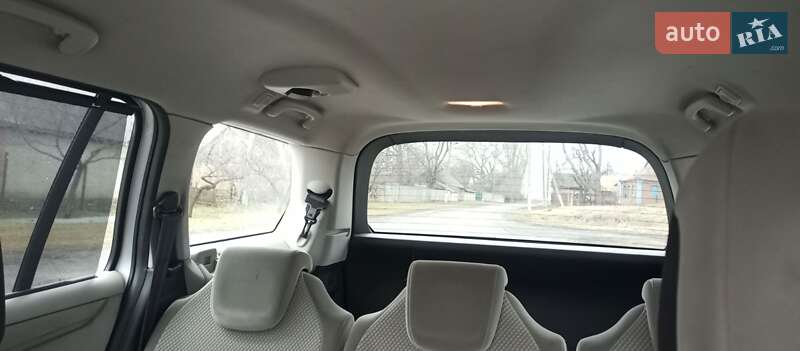 Минивэн Citroen Grand C4 Picasso 2007 в Гадяче