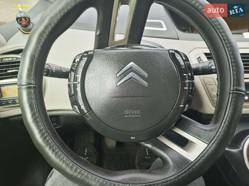 Минивэн Citroen Grand C4 Picasso 2007 в Гадяче