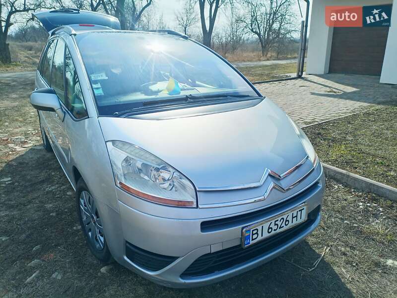 Минивэн Citroen Grand C4 Picasso 2007 в Гадяче