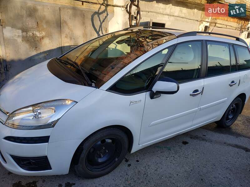 Мінівен Citroen Grand C4 Picasso 2011 в Южноукраїнську