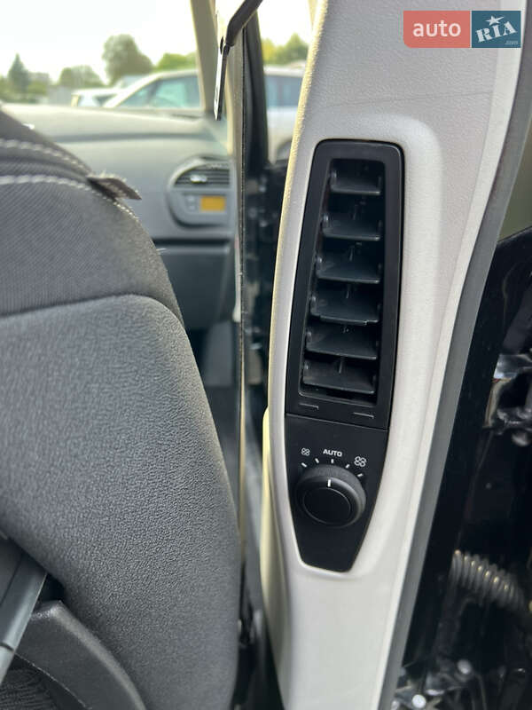 Минивэн Citroen Grand C4 Picasso 2010 в Березному