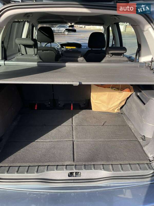 Минивэн Citroen Grand C4 Picasso 2010 в Ивано-Франковске фото 23 Минивэн Citroen Grand C4 Picasso 2010 в Ивано-Франковске