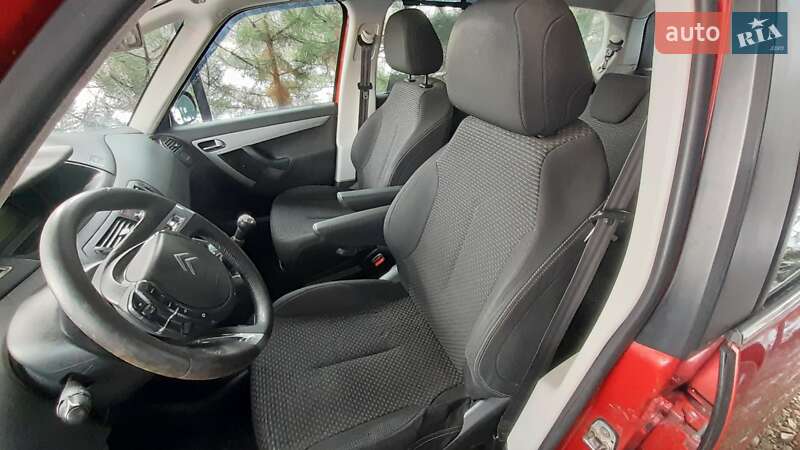 Минивэн Citroen Grand C4 Picasso 2010 в Самборе
