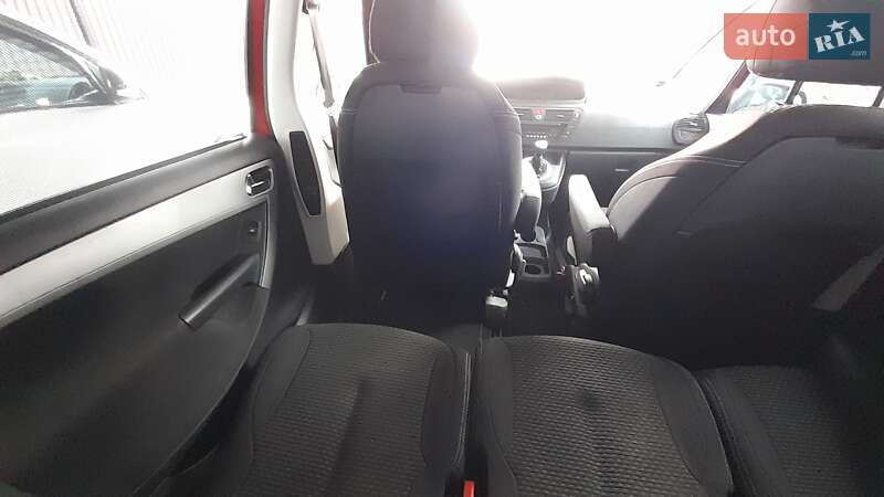 Минивэн Citroen Grand C4 Picasso 2010 в Самборе