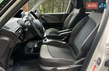 Минивэн Citroen Grand C4 Picasso 2015 в 