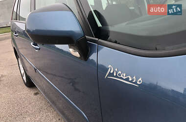 Мінівен Citroen Grand C4 Picasso 2011 в 