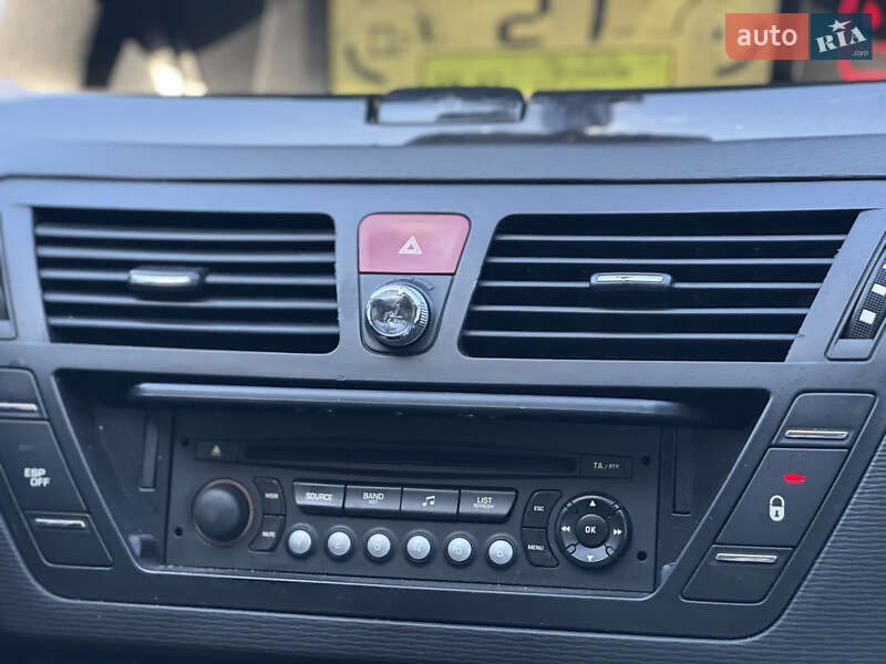 Минивэн Citroen Grand C4 Picasso 2010 в Каролине-Бугазе