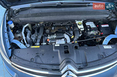 Минивэн Citroen Grand C4 Picasso 2015 в 