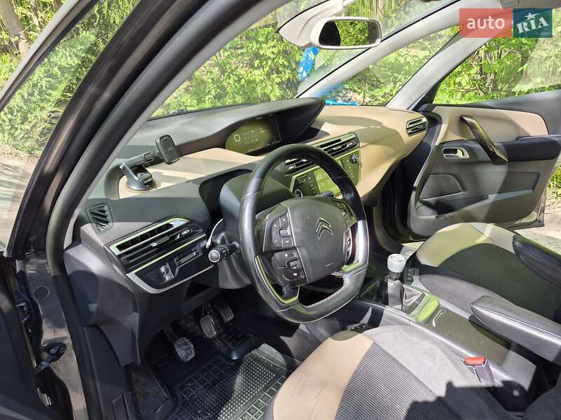 Минивэн Citroen Grand C4 Picasso 2014 в Львове