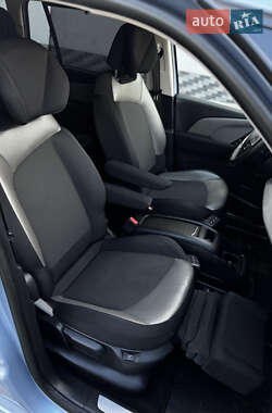 Мінівен Citroen Grand C4 Picasso 2015 в 