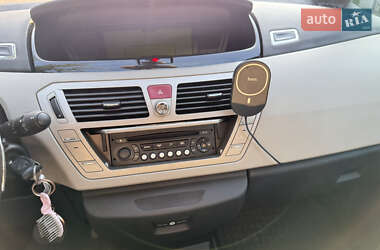 Минивэн Citroen Grand C4 Picasso 2010 в 