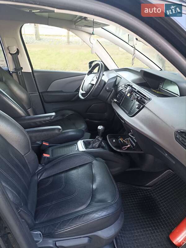 Минивэн Citroen Grand C4 Picasso 2015 в Хмельницком