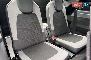 Минивэн Citroen Grand C4 Picasso 2015 в 