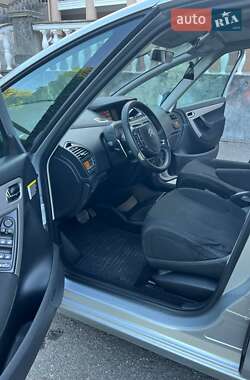 Минивэн Citroen Grand C4 Picasso 2011 в 