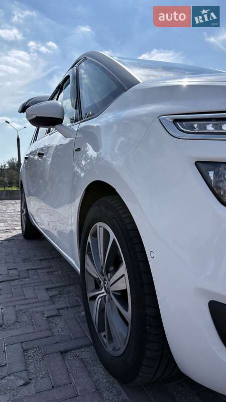 Минивэн Citroen Grand C4 Picasso 2016 в Харькове фото 56 Минивэн Citroen Grand C4 Picasso 2016 в Харькове