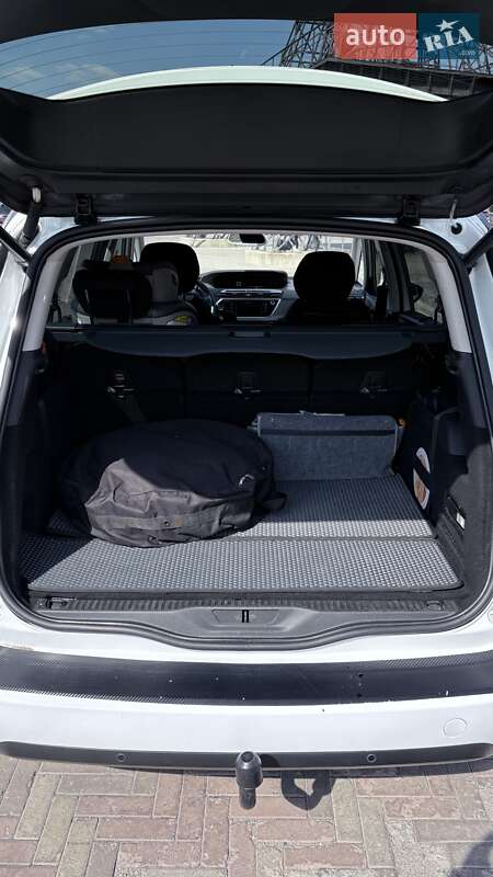 Минивэн Citroen Grand C4 Picasso 2016 в Харькове фото 68 Минивэн Citroen Grand C4 Picasso 2016 в Харькове