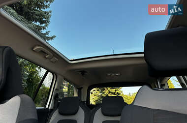 Минивэн Citroen Grand C4 Picasso 2016 в 