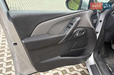 Мінівен Citroen Grand C4 Picasso 2015 в 