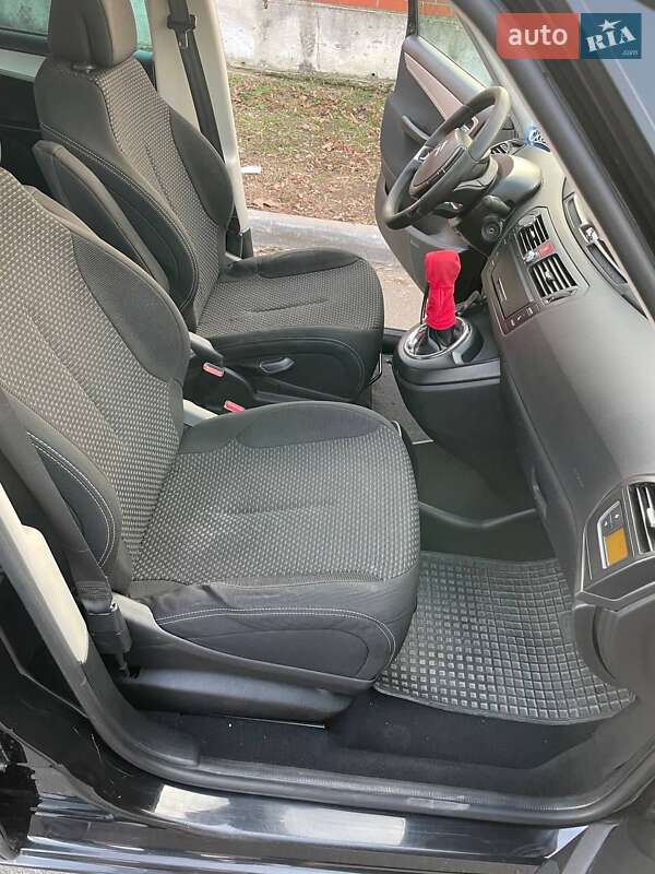 Минивэн Citroen Grand C4 Picasso 2009 в Софиевской Борщаговке