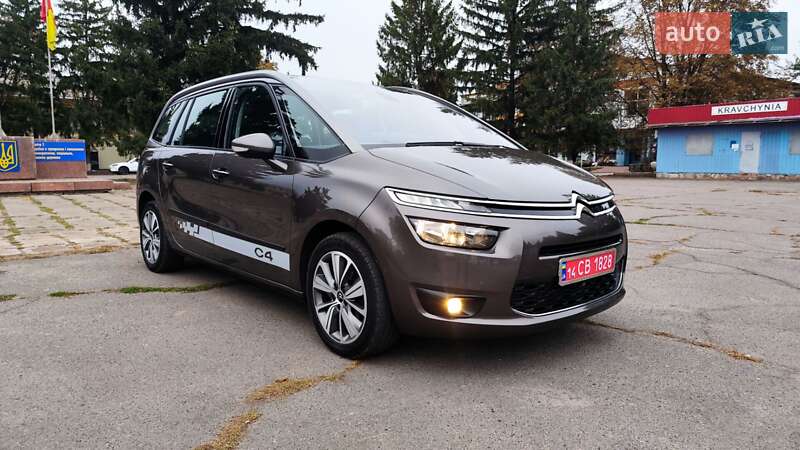 Минивэн Citroen Grand C4 Picasso 2016 в Новоархангельске