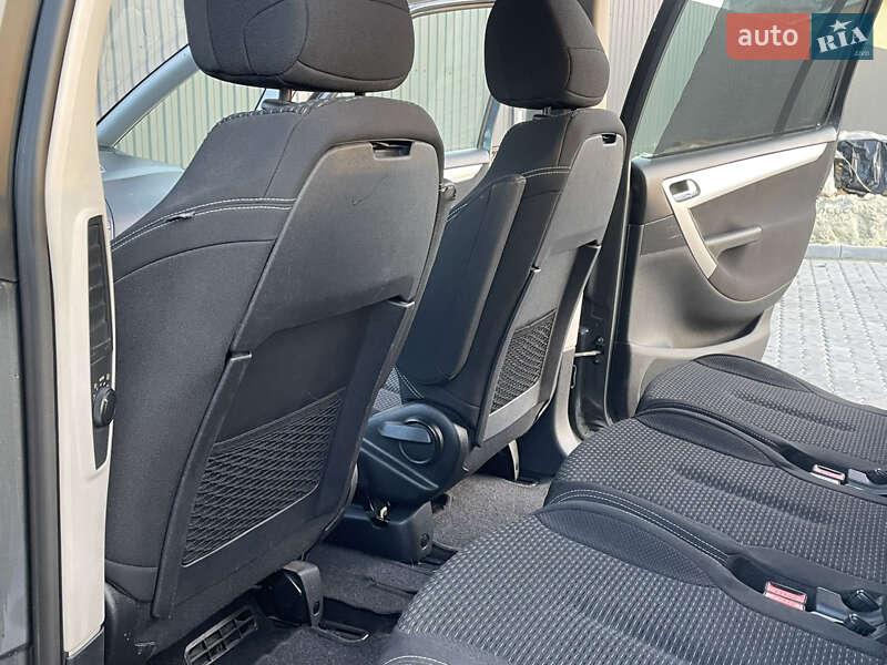 Минивэн Citroen Grand C4 Picasso 2012 в Меденичах фото 48 Минивэн Citroen Grand C4 Picasso 2012 в Меденичах