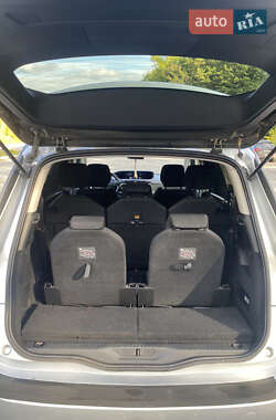 Мінівен Citroen Grand C4 Picasso 2015 в  фото 28 Мінівен Citroen Grand C4 Picasso 2015 в