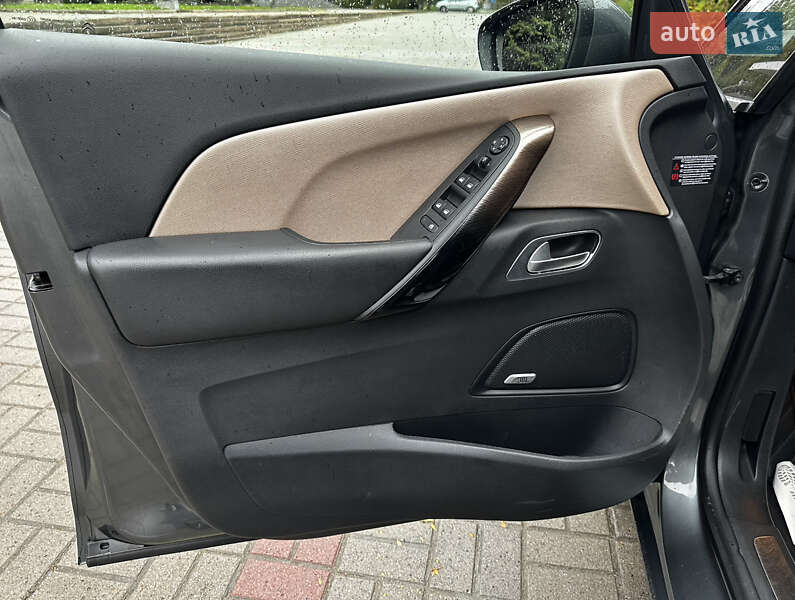 Минивэн Citroen Grand C4 Picasso 2015 в Тернополе
