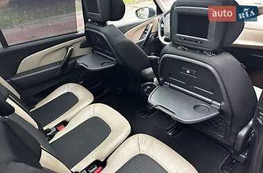 Минивэн Citroen Grand C4 Picasso 2015 в 