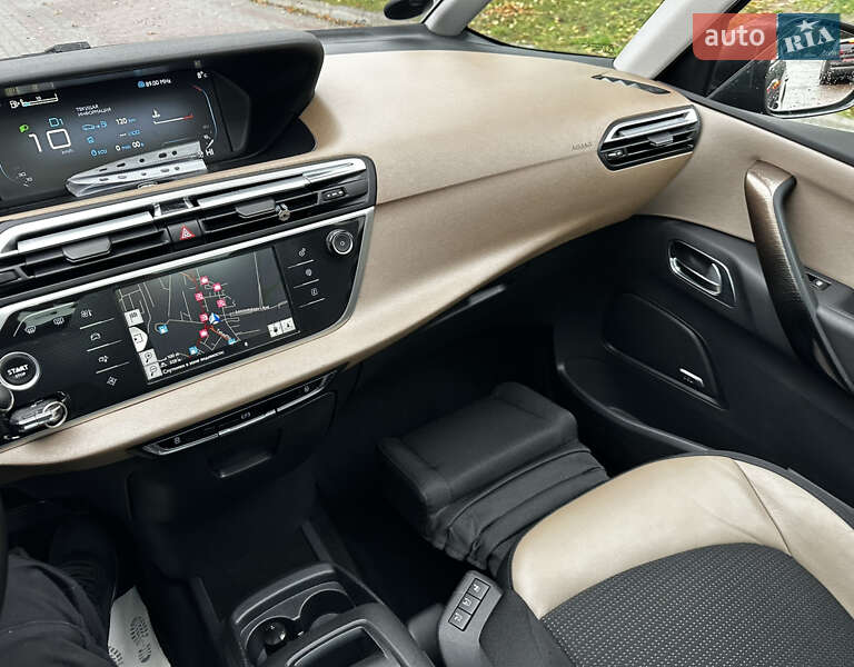 Минивэн Citroen Grand C4 Picasso 2015 в Тернополе