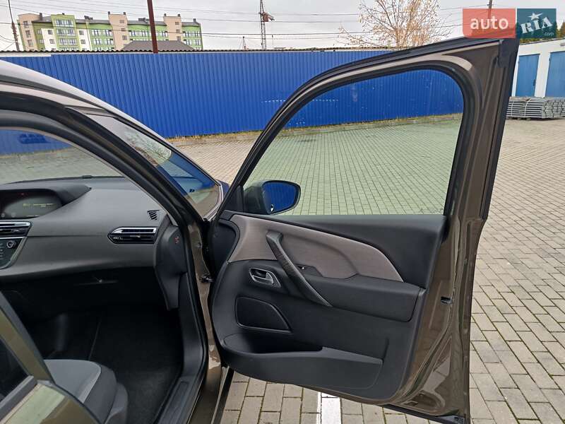 Минивэн Citroen Grand C4 Picasso 2014 в Калуше фото 53 Минивэн Citroen Grand C4 Picasso 2014 в Калуше