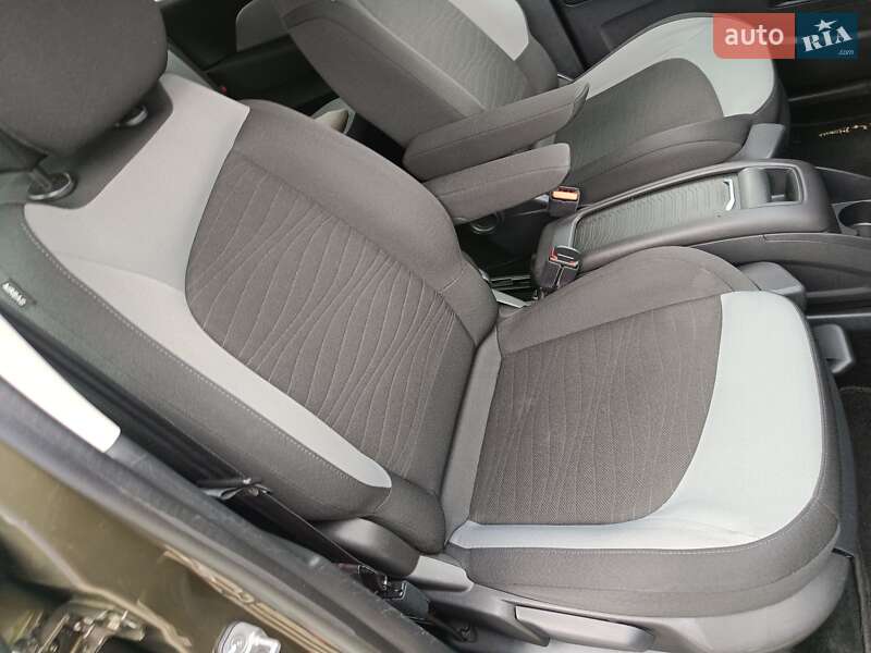 Минивэн Citroen Grand C4 Picasso 2014 в Калуше фото 56 Минивэн Citroen Grand C4 Picasso 2014 в Калуше