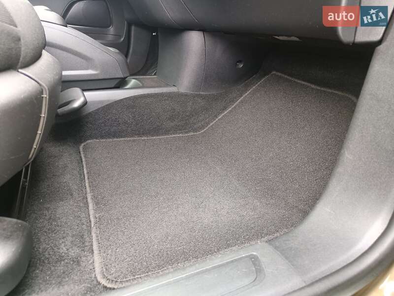 Минивэн Citroen Grand C4 Picasso 2014 в Калуше фото 76 Минивэн Citroen Grand C4 Picasso 2014 в Калуше