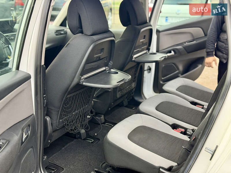 Минивэн Citroen Grand C4 Picasso 2015 в Ровно фото 22 Минивэн Citroen Grand C4 Picasso 2015 в Ровно