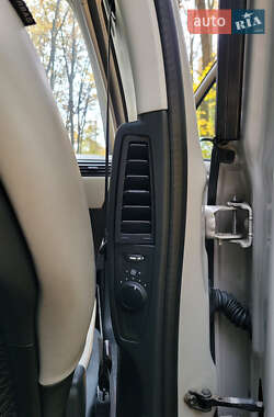 Мінівен Citroen Grand C4 Picasso 2016 в  фото 25 Мінівен Citroen Grand C4 Picasso 2016 в