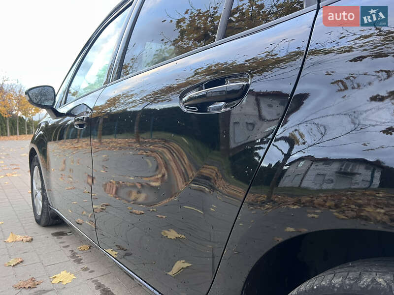 Минивэн Citroen Grand C4 Picasso 2015 в Львове фото 44 Минивэн Citroen Grand C4 Picasso 2015 в Львове