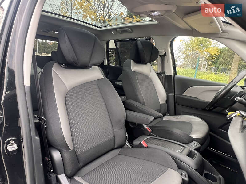 Мінівен Citroen Grand C4 Picasso 2015 в Львові фото 27 Мінівен Citroen Grand C4 Picasso 2015 в Львові
