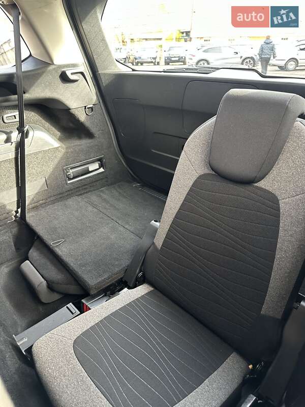 Мінівен Citroen Grand C4 Picasso 2013 в Смілі фото 18 Мінівен Citroen Grand C4 Picasso 2013 в Смілі