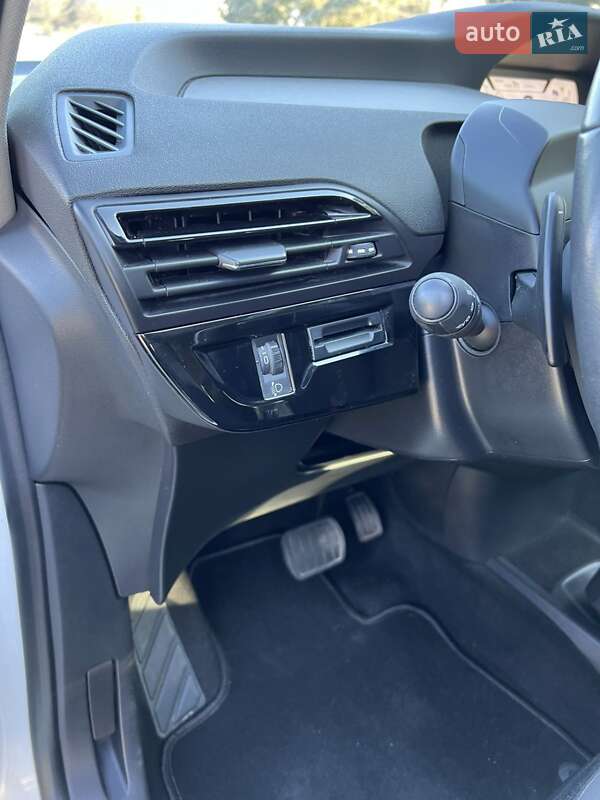 Минивэн Citroen Grand C4 Picasso 2015 в Дубно