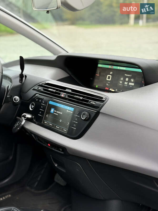 Мінівен Citroen Grand C4 Picasso 2016 в Дубні