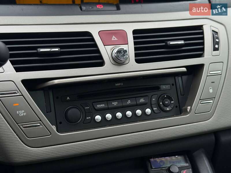 Мінівен Citroen Grand C4 Picasso 2008 в Кривому Розі фото 56 Мінівен Citroen Grand C4 Picasso 2008 в Кривому Розі
