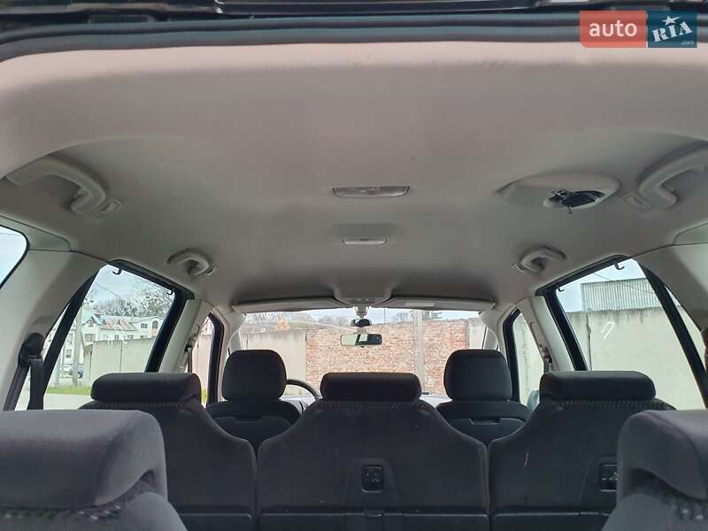 Минивэн Citroen Grand C4 Picasso 2008 в Стрые фото 52 Минивэн Citroen Grand C4 Picasso 2008 в Стрые