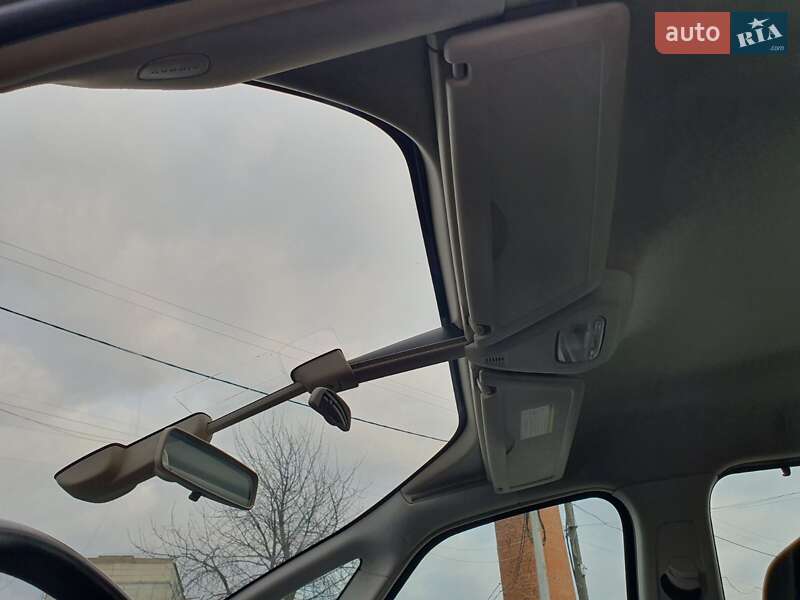 Минивэн Citroen Grand C4 Picasso 2008 в Стрые фото 47 Минивэн Citroen Grand C4 Picasso 2008 в Стрые